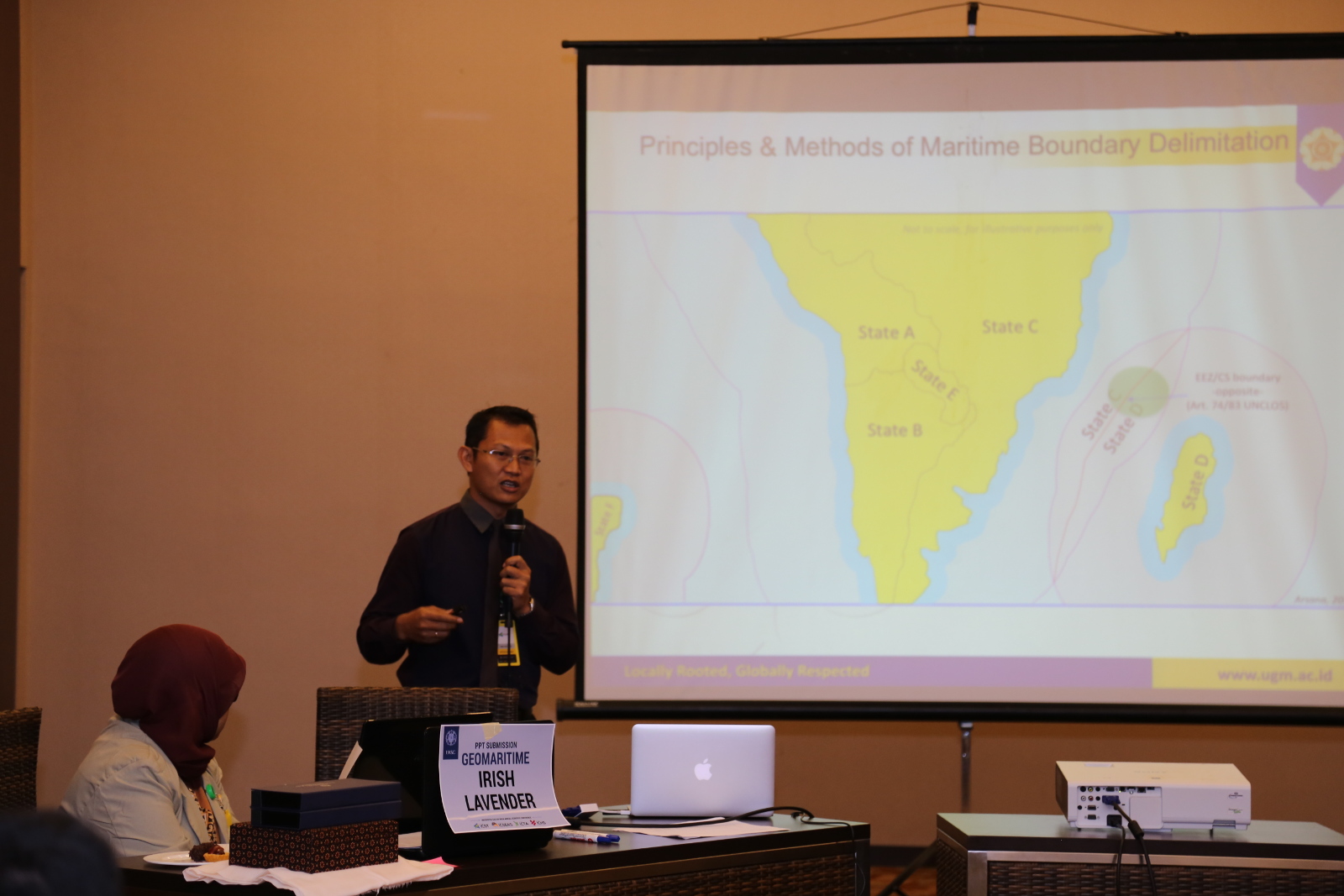 Dr. I Made Andi Arsana