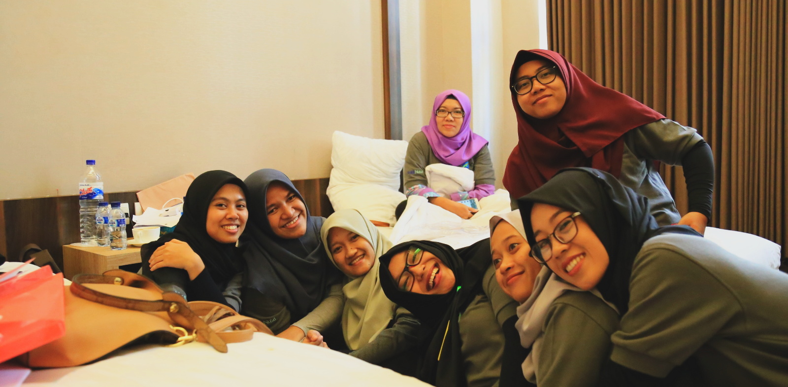 Unun, Tika, Nandya, Nuning, Akhsin, Kiki, Mifta, and Nurul